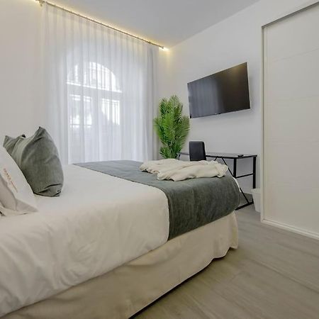 Suara Apartamentos 2 Madrid Buitenkant foto