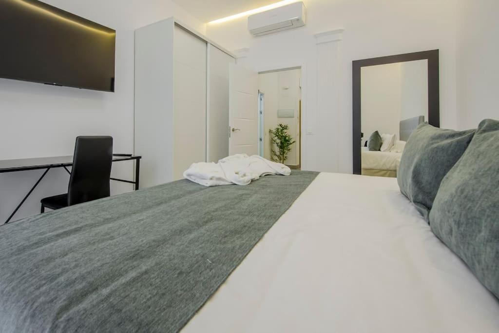 Suara Apartamentos 2 Madrid Buitenkant foto