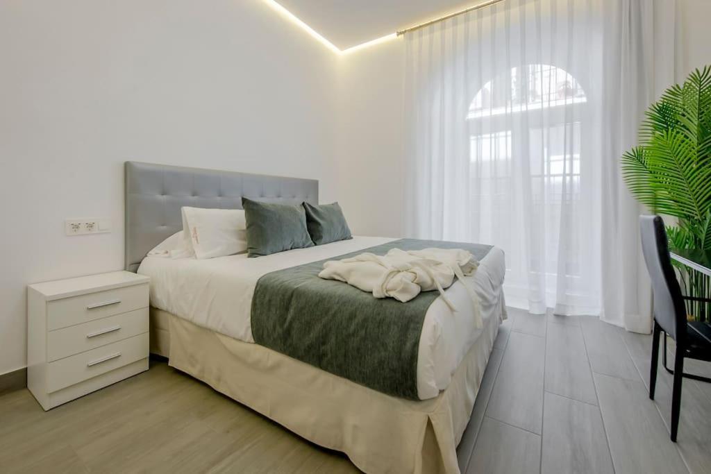 Suara Apartamentos 2 Madrid Buitenkant foto